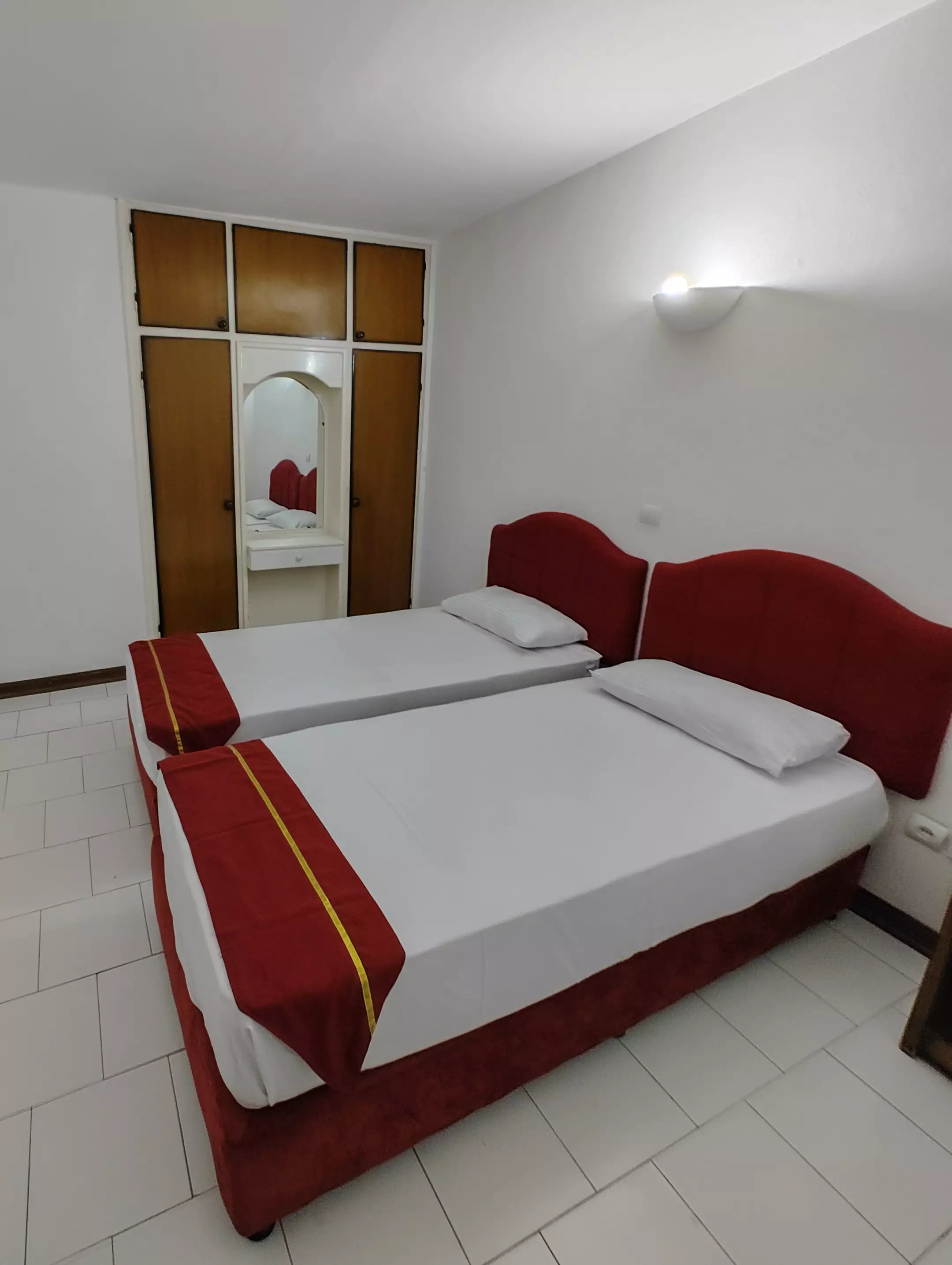 Alibaba https://cdn.alibaba.ir/ostorage/hotel-accommodation-images/682359c919aa61e2a799b70a_پنج تخته.webp